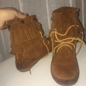 Size 7 , 15$ barely worn